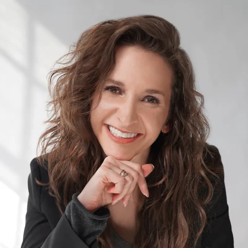 Lauren Guillory, founder of Vow & Paper.